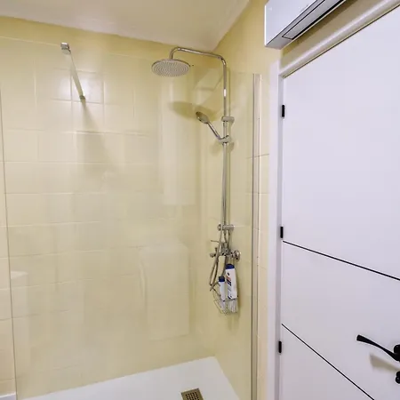 Piso En El Centro De Asturias * لانغريو